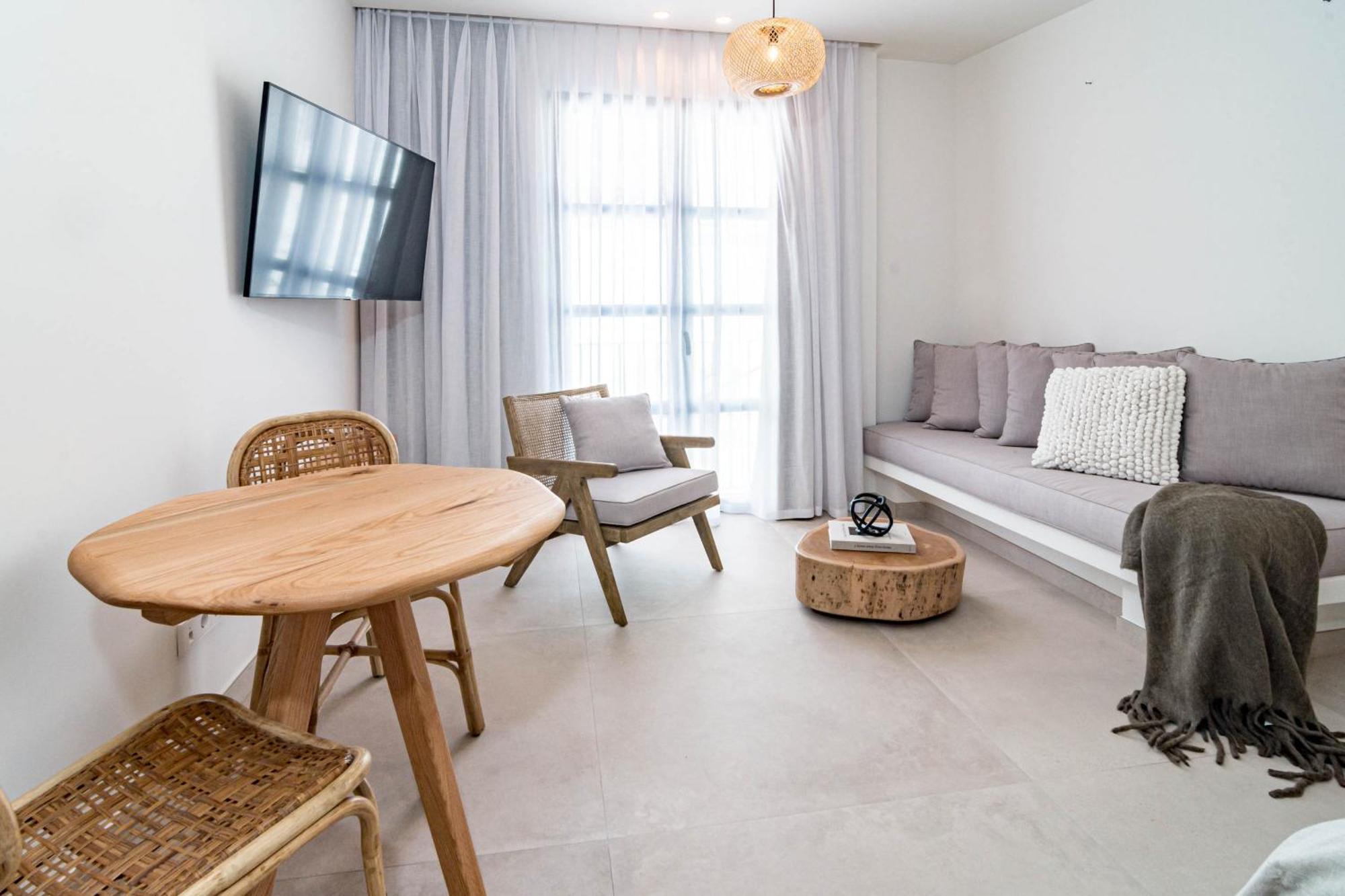Seaclub Suites إِستيبونا المظهر الخارجي الصورة